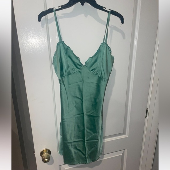 Hansel & Gretel Silk mini Amelia Dress in the color Sea Foam 💚 sz Medium - Picture 7 of 10